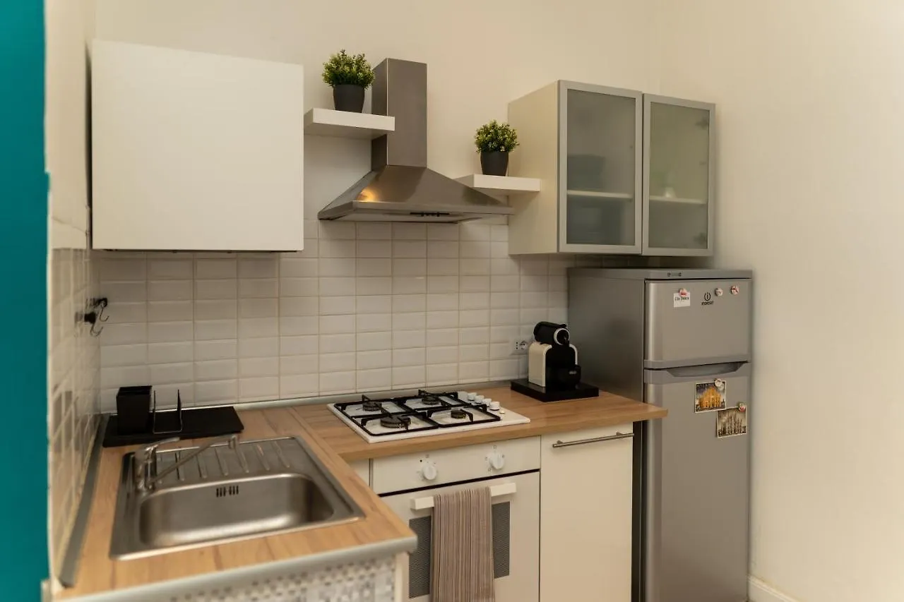 Holiday home L'Arche Comfort&Relax, Sweet Home Via Eraclito Milan